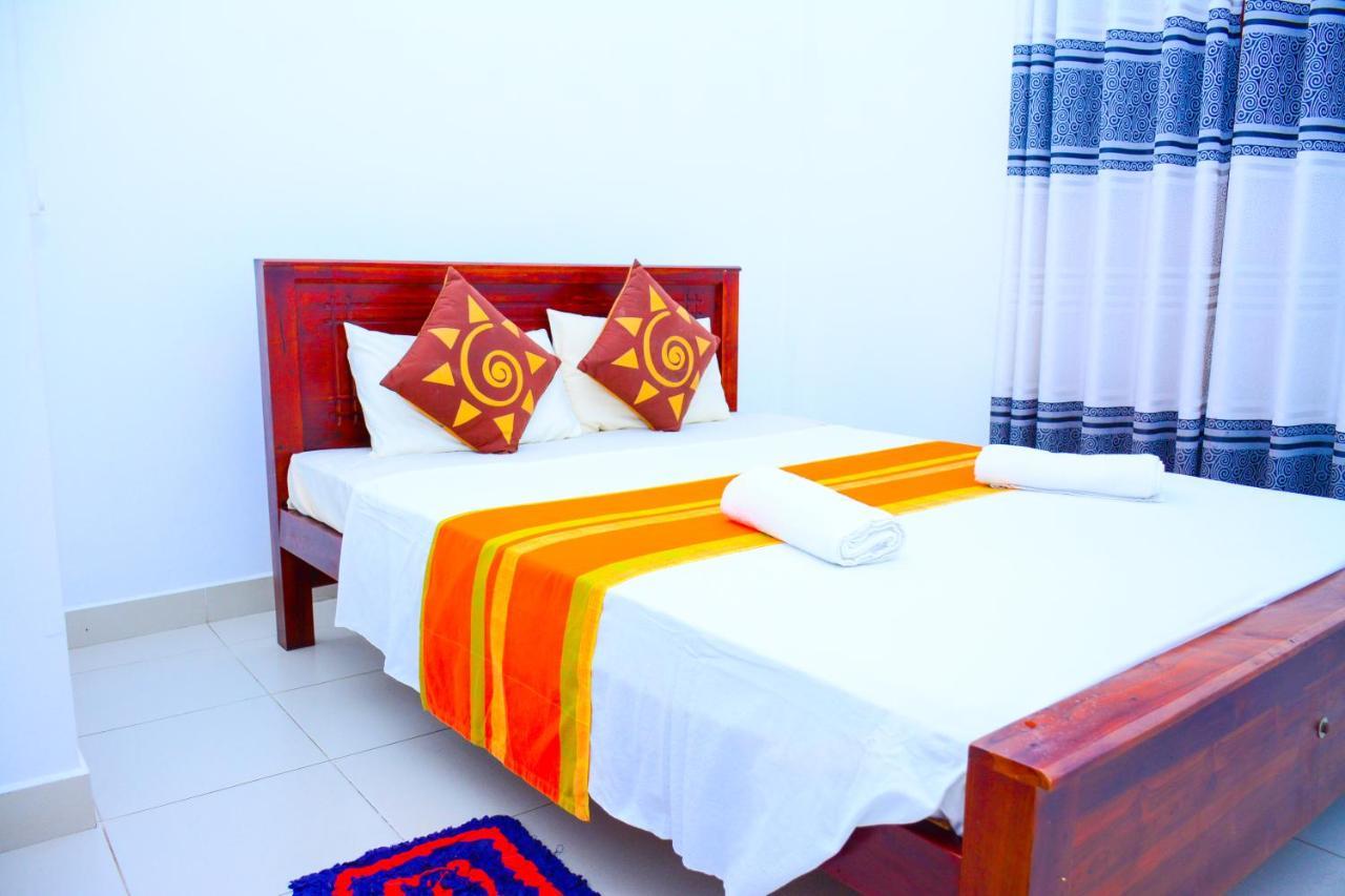 Hotel Kiyara Dambulla Exterior photo